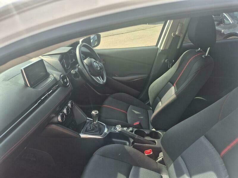 Mazda 2 1.5 Skyactiv-g Se-l Euro 6 S S Red #13