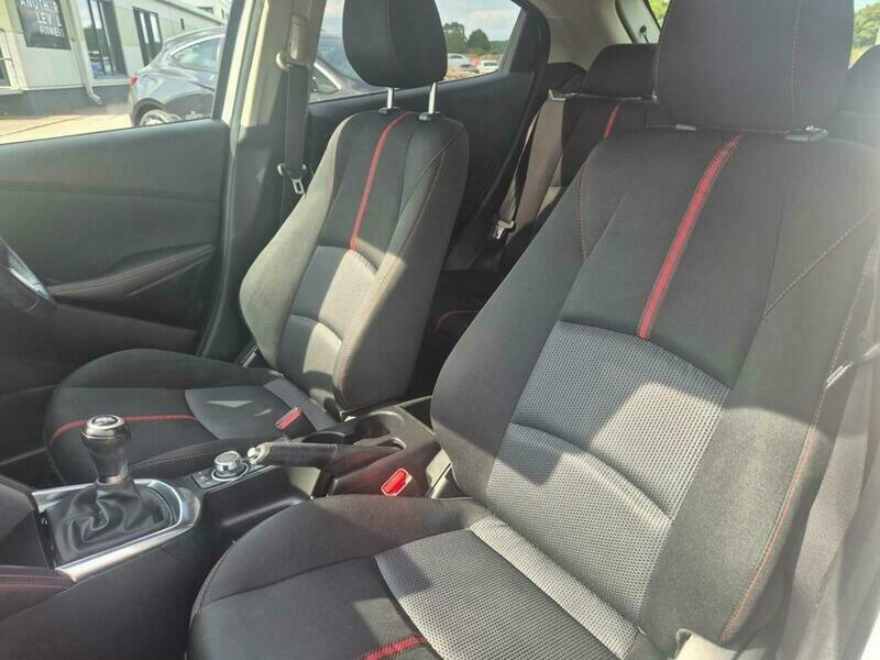 Mazda 2 1.5 Skyactiv-g Se-l Euro 6 S S Red #11