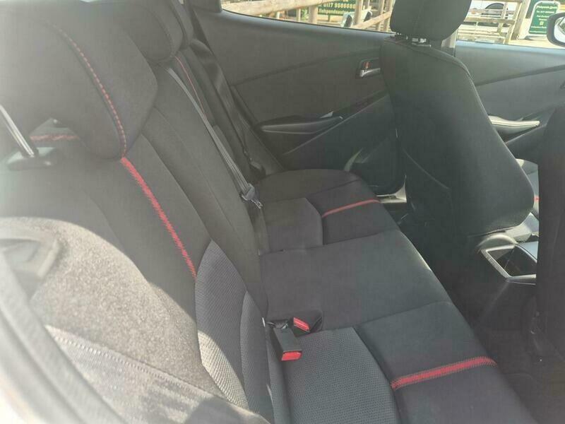 Mazda 2 1.5 Skyactiv-g Se-l Euro 6 S S Red #17