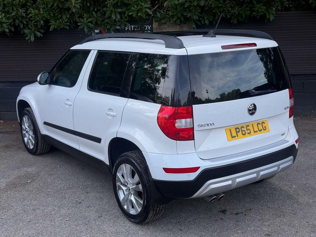 Skoda Yeti 2.0 Tdi Se L Outdoor Dsg 4Wd Euro 6 Ss White #5