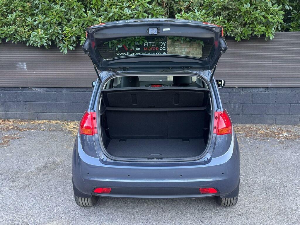 Kia Venga Kia Venga 1.6 3 Mpv Euro 6 123 Bh Red #8