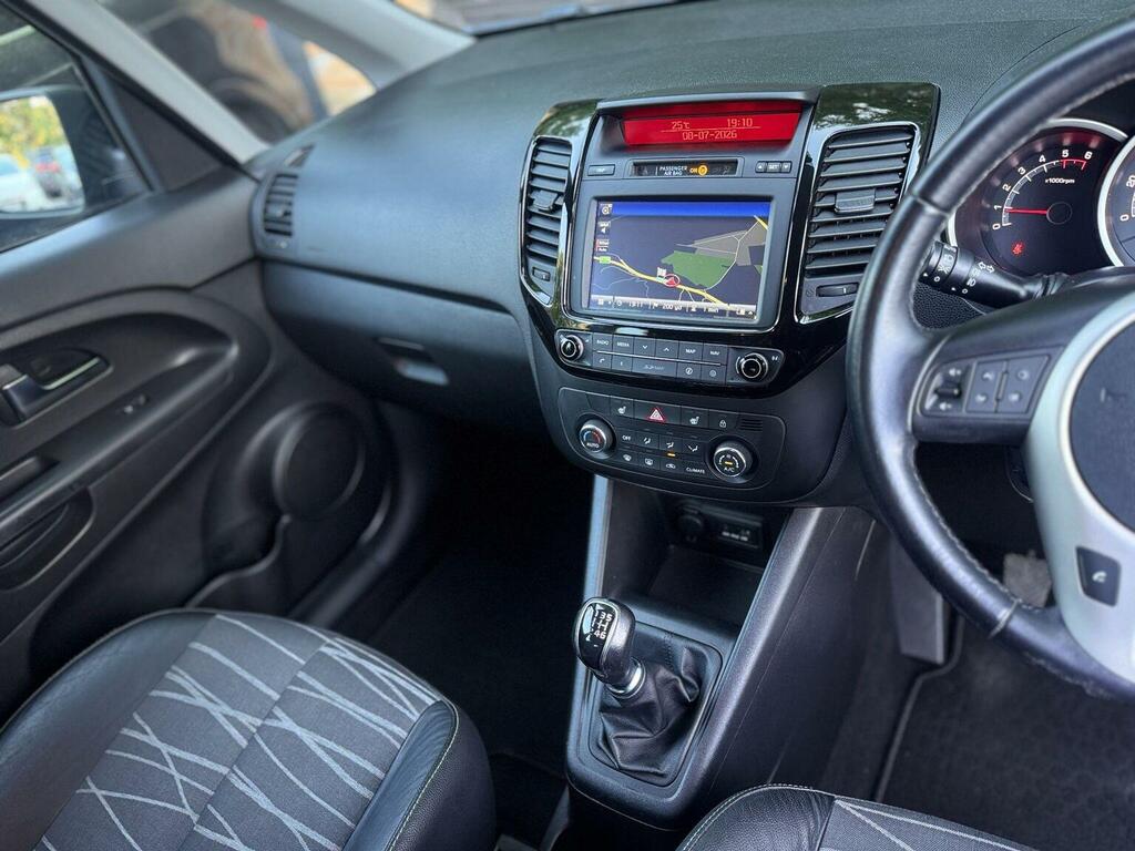 Kia Venga Kia Venga 1.6 3 Mpv Euro 6 123 Bh Red #11