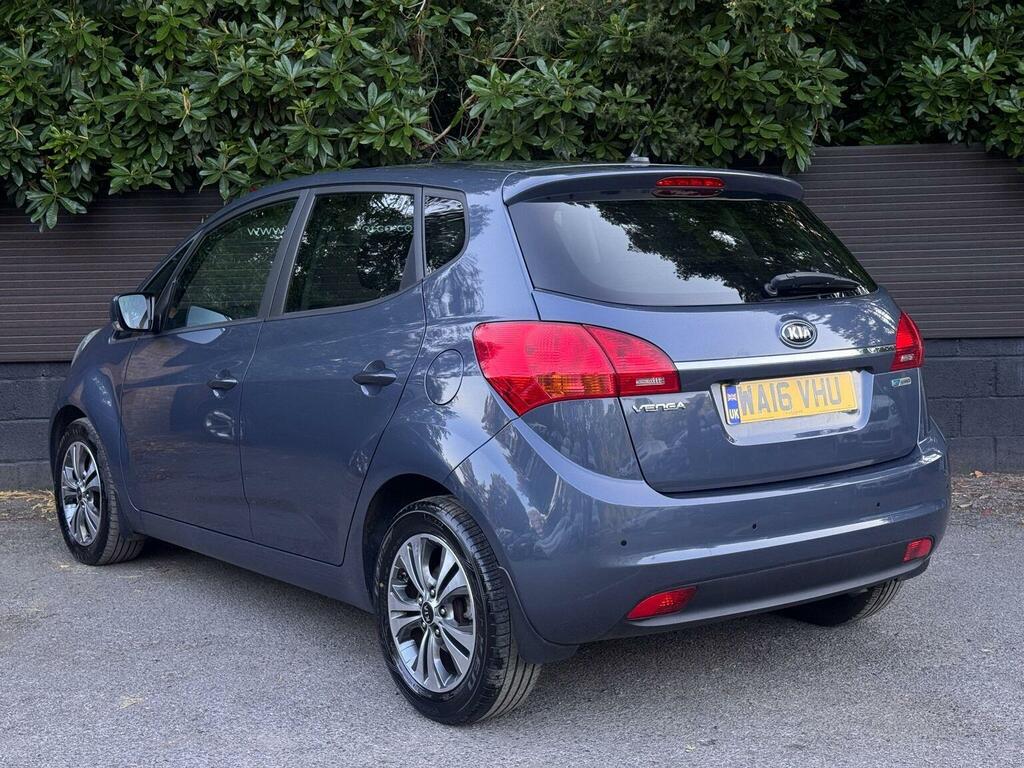 Kia Venga Kia Venga 1.6 3 Mpv Euro 6 123 Bh Red #20