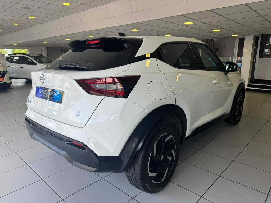 Nissan Juke Suv AJ72LGZ White #4