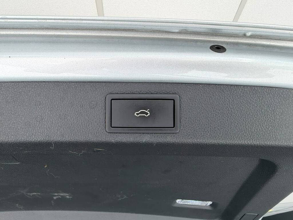 Skoda Superb Estate FN72SZK Silver #5