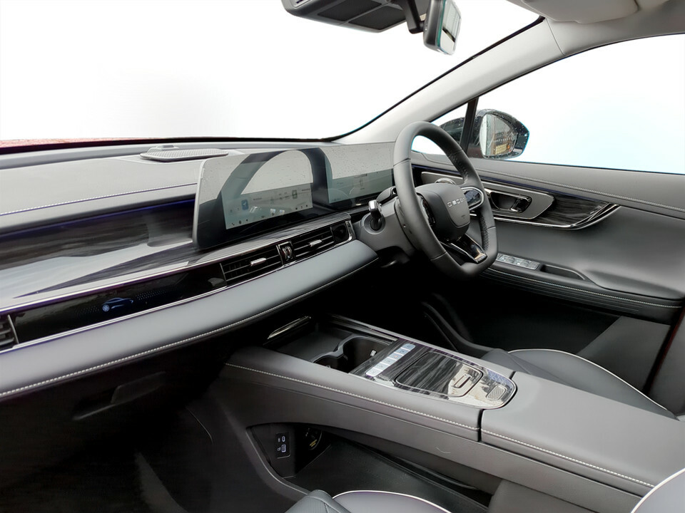 Omoda E5 Noble 61Kwh Red #5