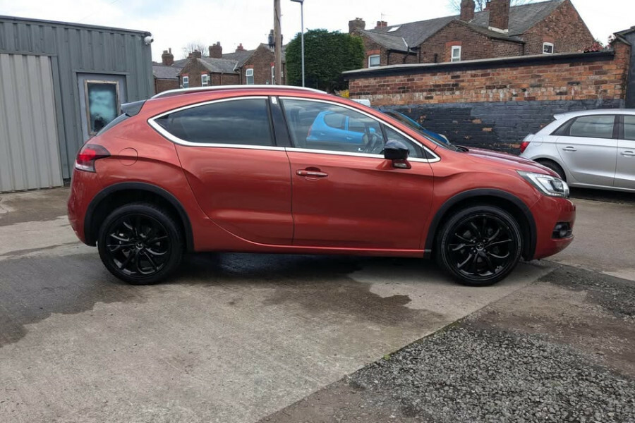 Citroen DS4 Hatchback Orange #5