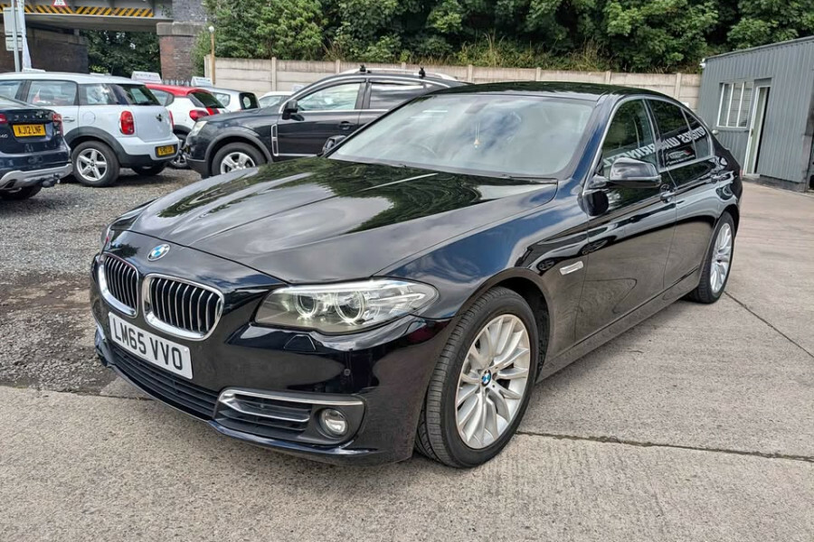 BMW 5 Series 520D Luxury LM65VVO Black #2