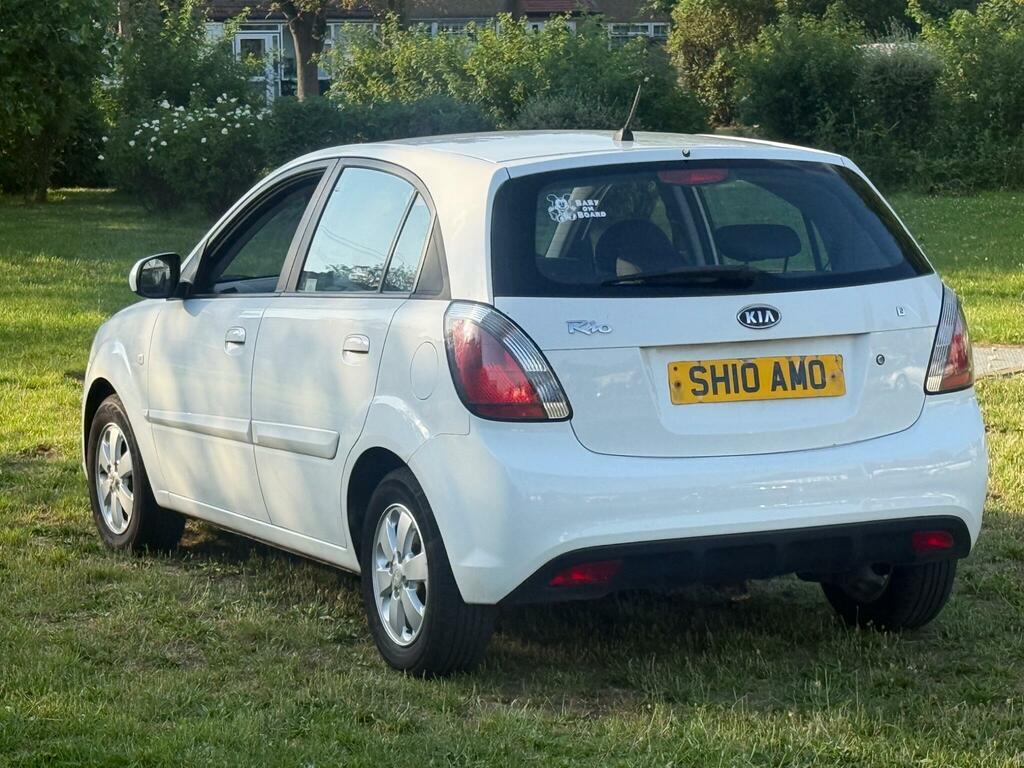 Kia RIO 1.4 2 White #4