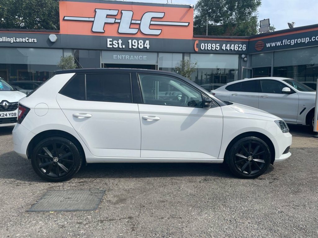 Skoda Fabia 1L Colour Edition SC16UCY White #2