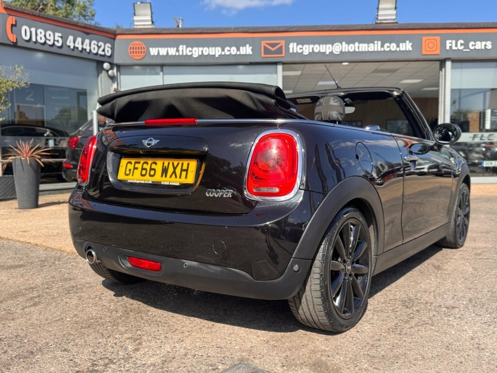 Mini Convertible 1.5L Cooper Black #3