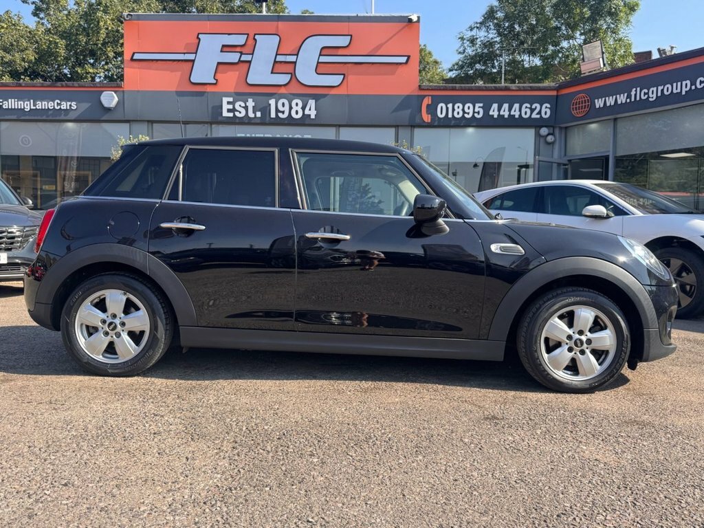 Mini Hatch 1.5L Cooper Classic NX69YXN Black #4