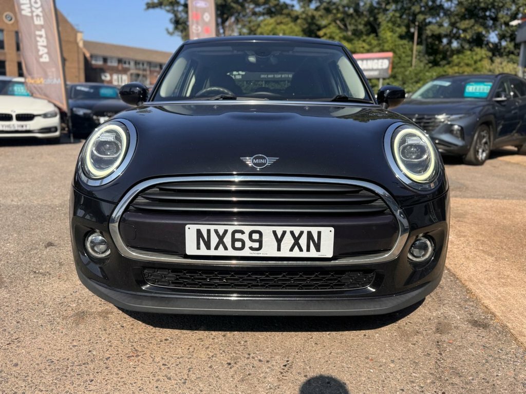 Mini Hatch 1.5L Cooper Classic NX69YXN Black #3