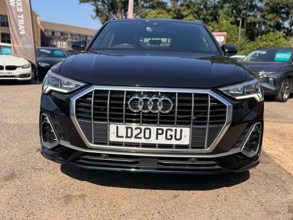 Audi Q3 2L S Line Black #4