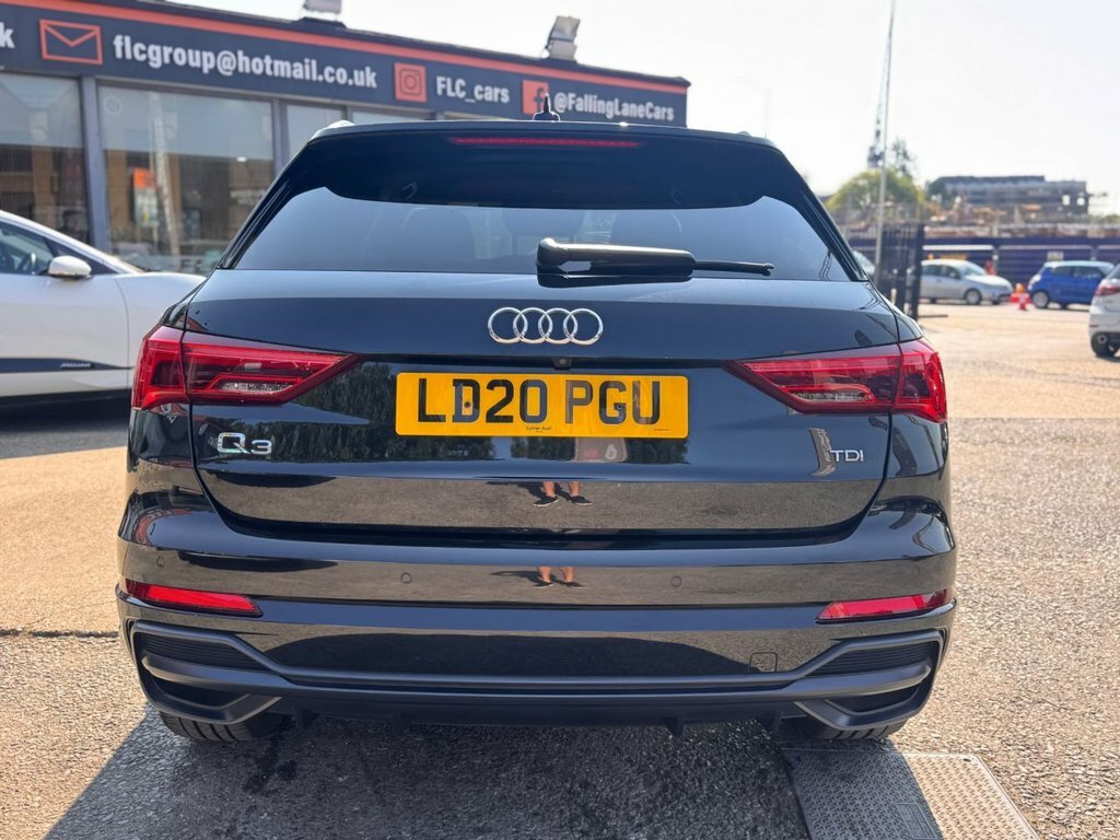Audi Q3 2L S Line LD20PGU Black #5