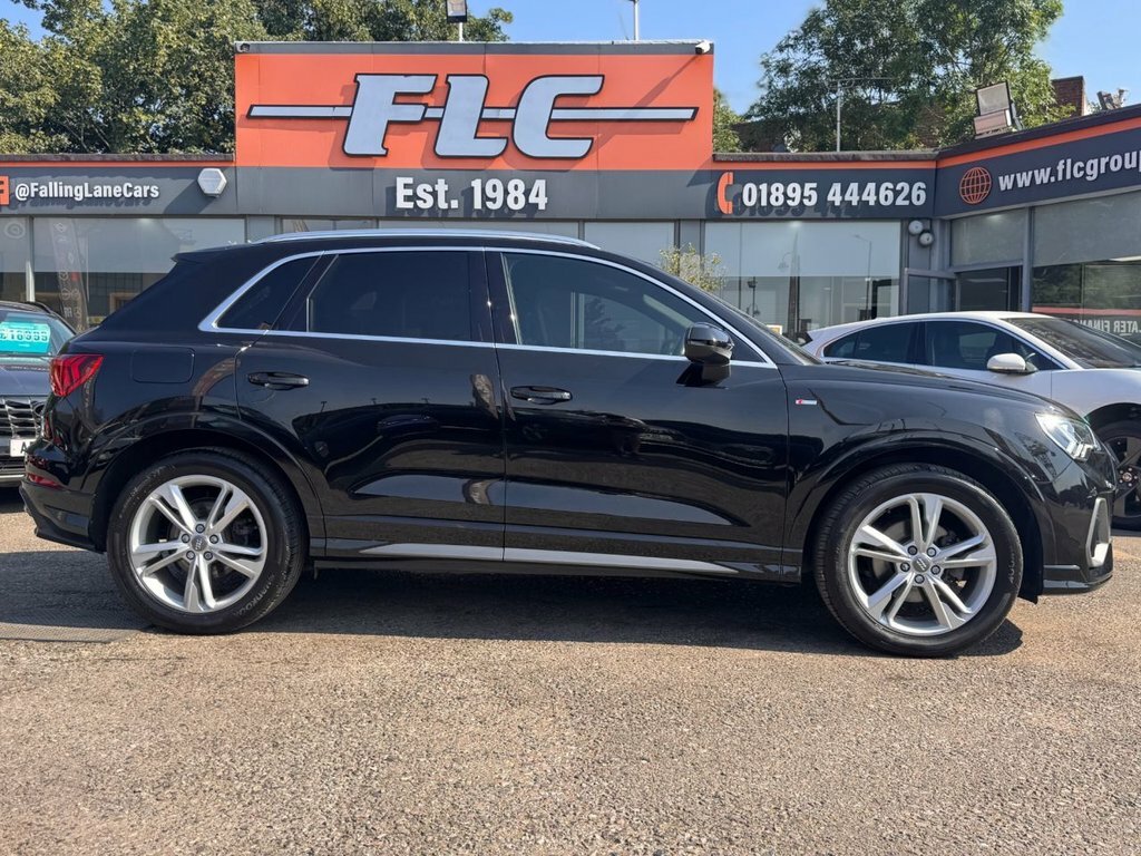 Audi Q3 2L S Line LD20PGU Black #4