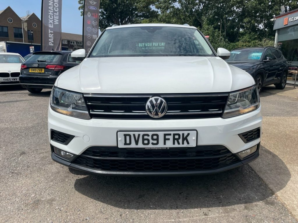 Volkswagen Tiguan 1.5L Match DV69FRK White #4