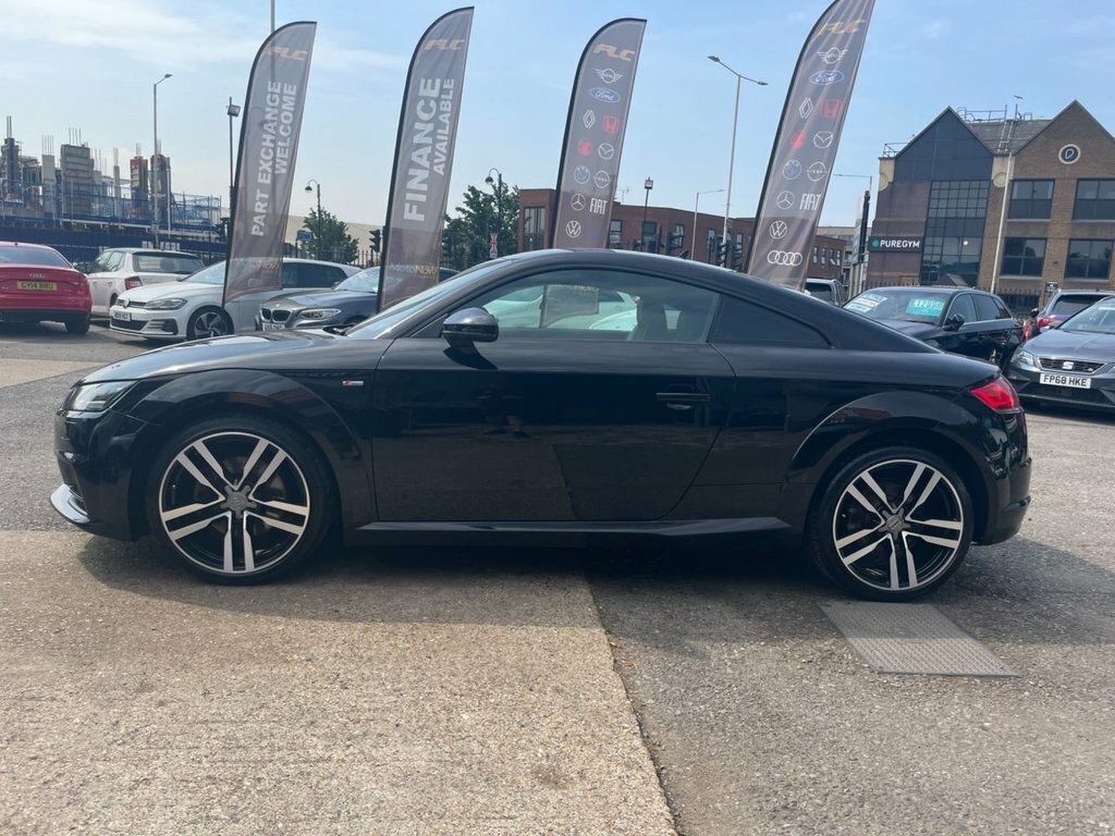 Audi TT 2L S Line Black #6