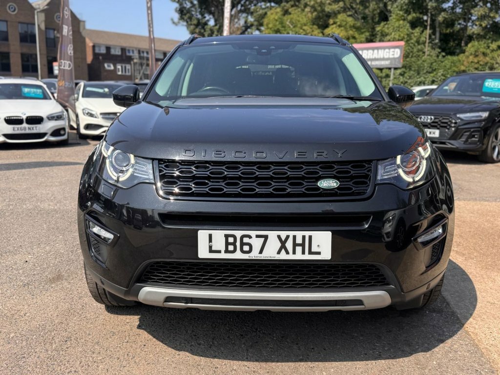 Land Rover Discovery Sport 2L Hse LB67XHL Black #4