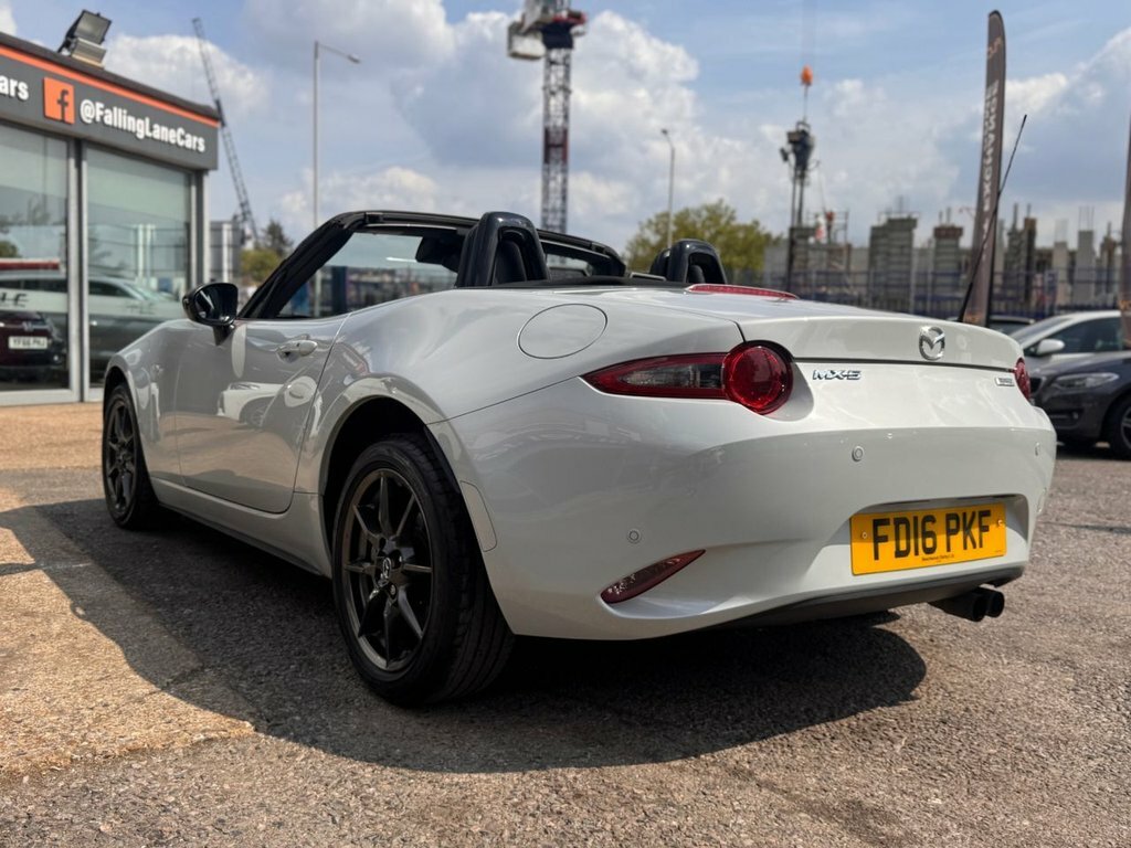 Mazda MX-5 1.5L Sport Nav White #5