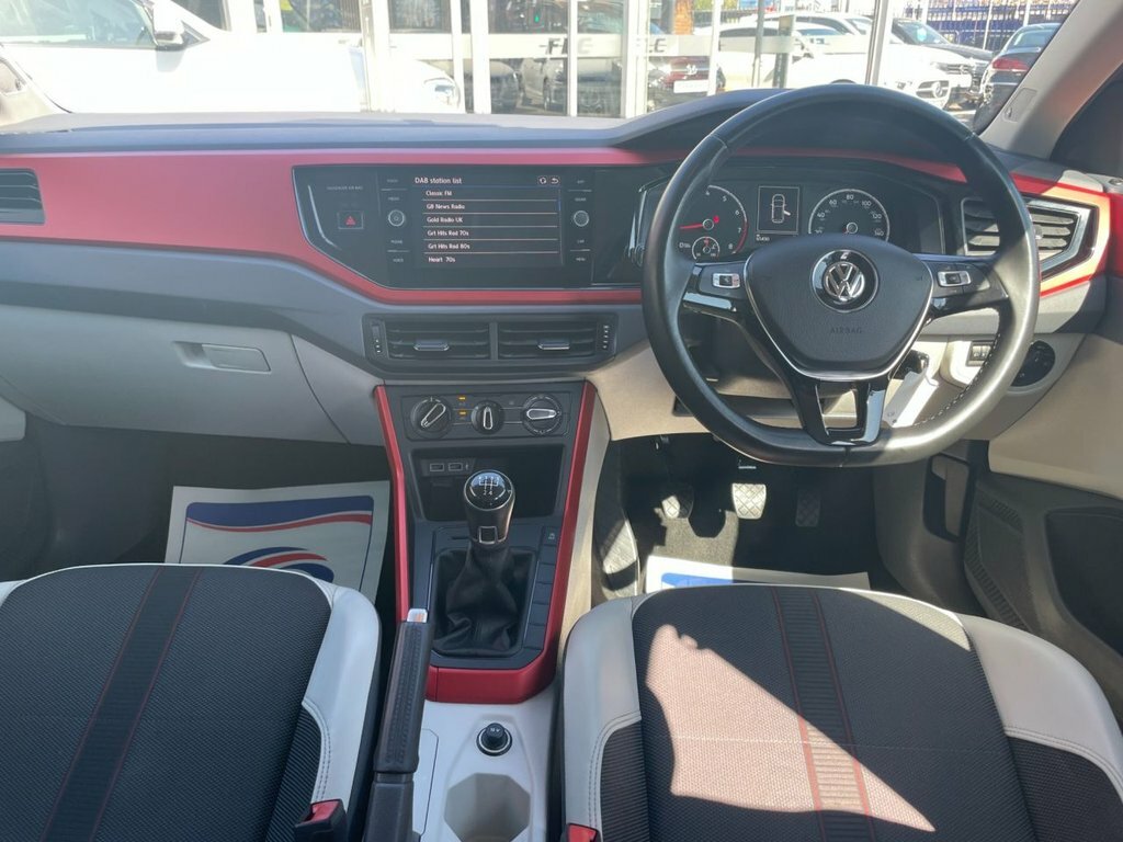 Volkswagen Polo 1L Beats YB18XLZ Black #2