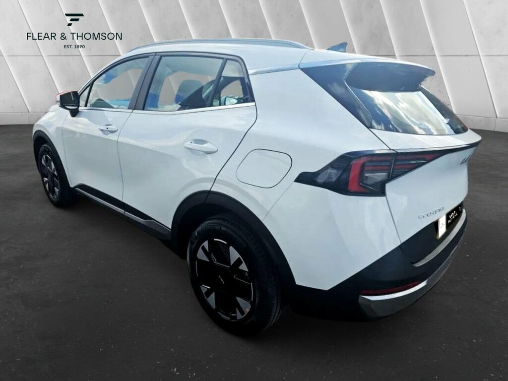 Kia Sportage 1.6 H T-gdi Pure Euro 6 Ss ST75DOH White #3