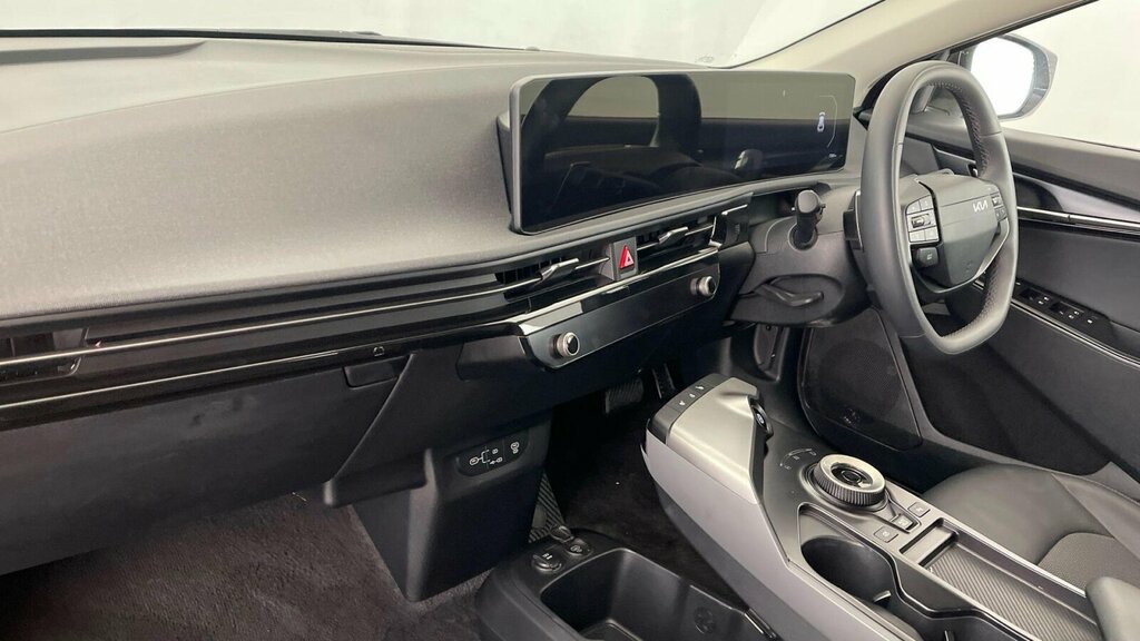 Kia EV6 63Kwh Wave LG25OFN White #6