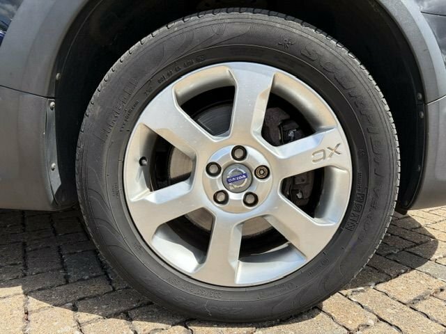Volvo XC70 2.4 D5 Se Lux Black #6