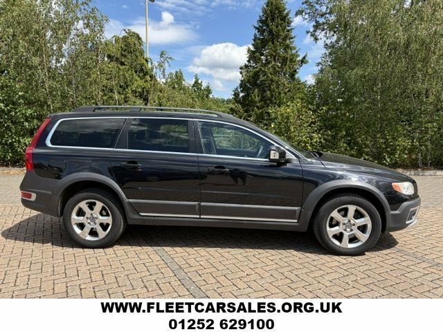 Volvo XC70 2.4 D5 Se Lux Black #5