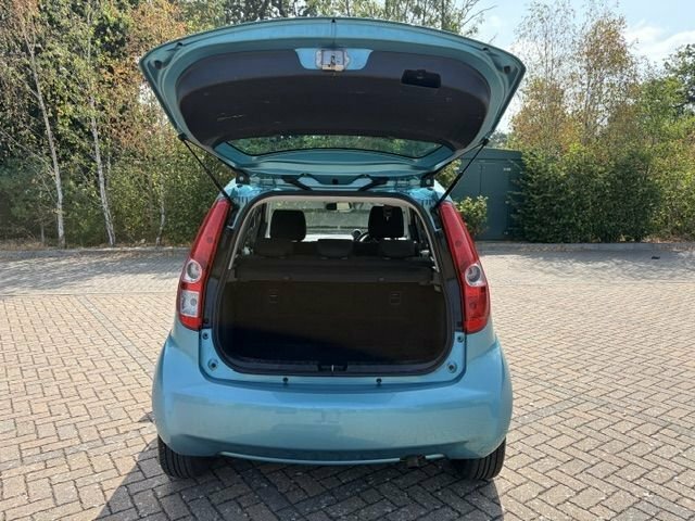 Suzuki Splash 1.0 12V Gls Mpv E... Red #12