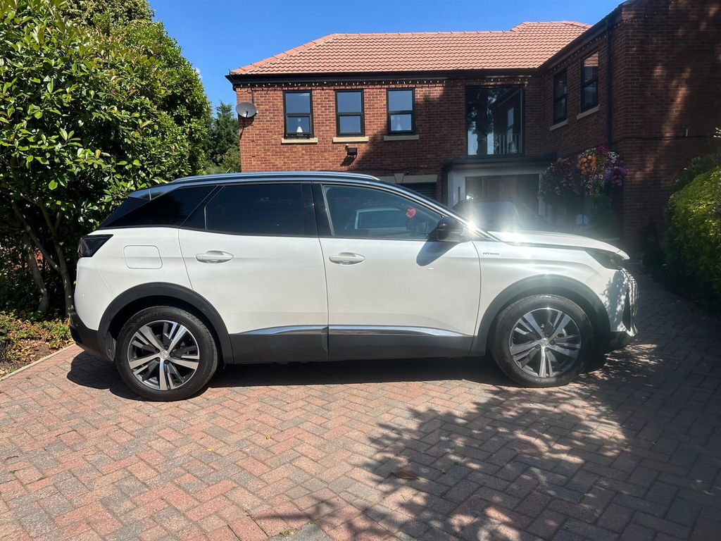 Peugeot 3008 1.6 13.2Kwh Allure Premium E-eat Euro 6 Ss #4