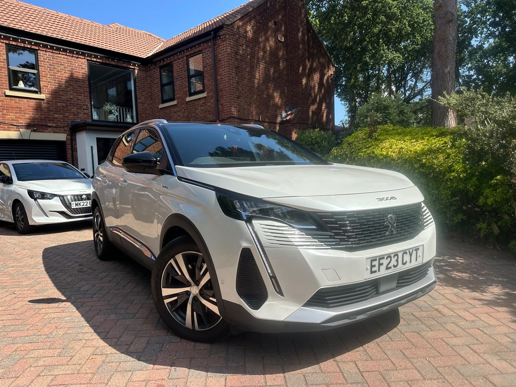 Peugeot 3008 1.6 13.2Kwh Allure Premium E-eat Euro 6 Ss