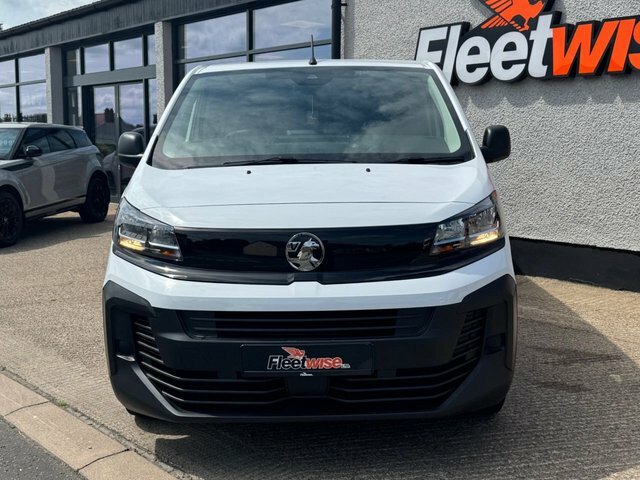 Vauxhall Vivaro 2.0 Turbo D Prime XL Crew Van Double Cab 6Dr Diese White #2