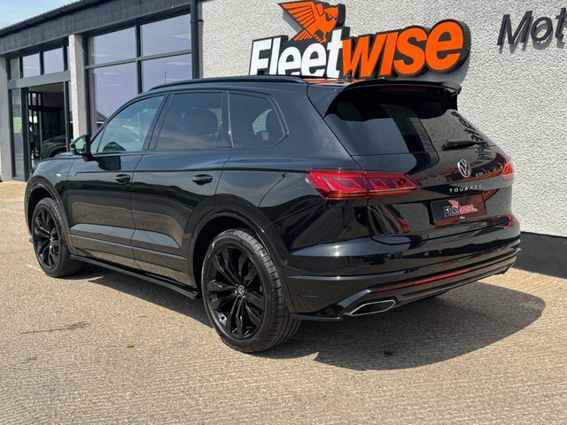 Volkswagen Touareg 3.0 Tdi V6 Black Edition Suv Tiptronic Black #6