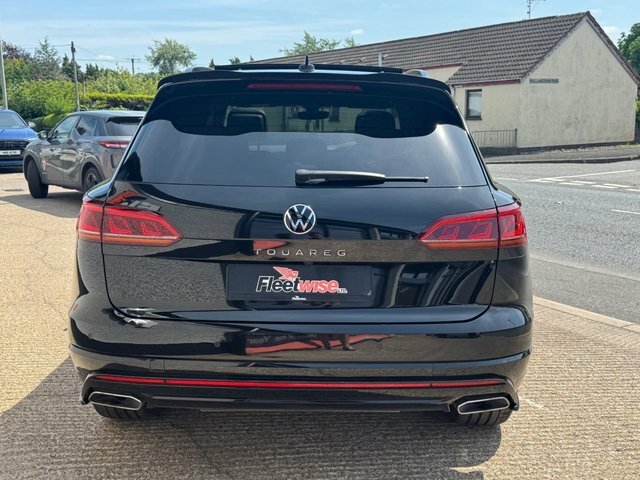 Volkswagen Touareg 3.0 Tdi V6 Black Edition Suv Tiptronic Black #5