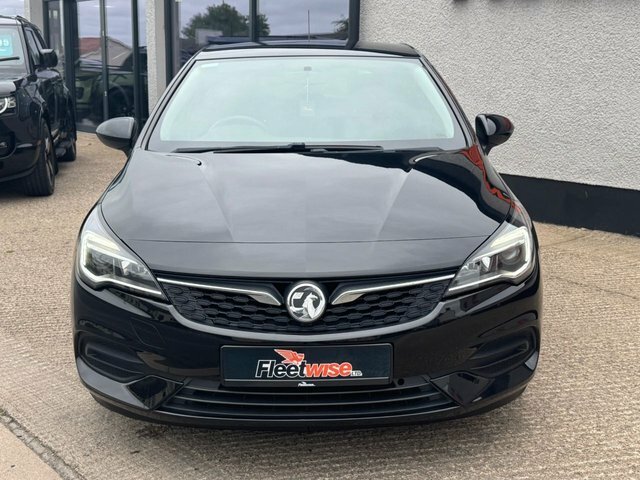 Vauxhall Astra 1.5 Turbo D Business Edition Nav Hatchback Die Black #2