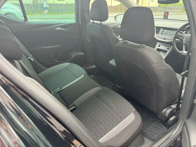 Vauxhall Astra Astra Elite Nav T Black #10