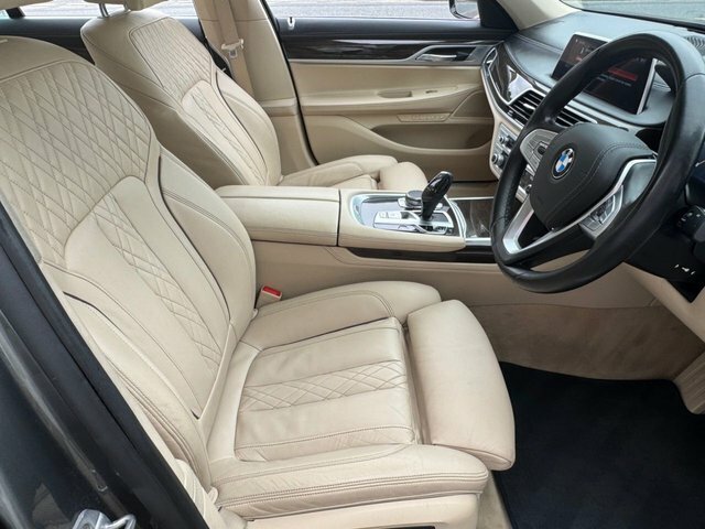 BMW 7 Series 730Ld Exclusive Blue #19