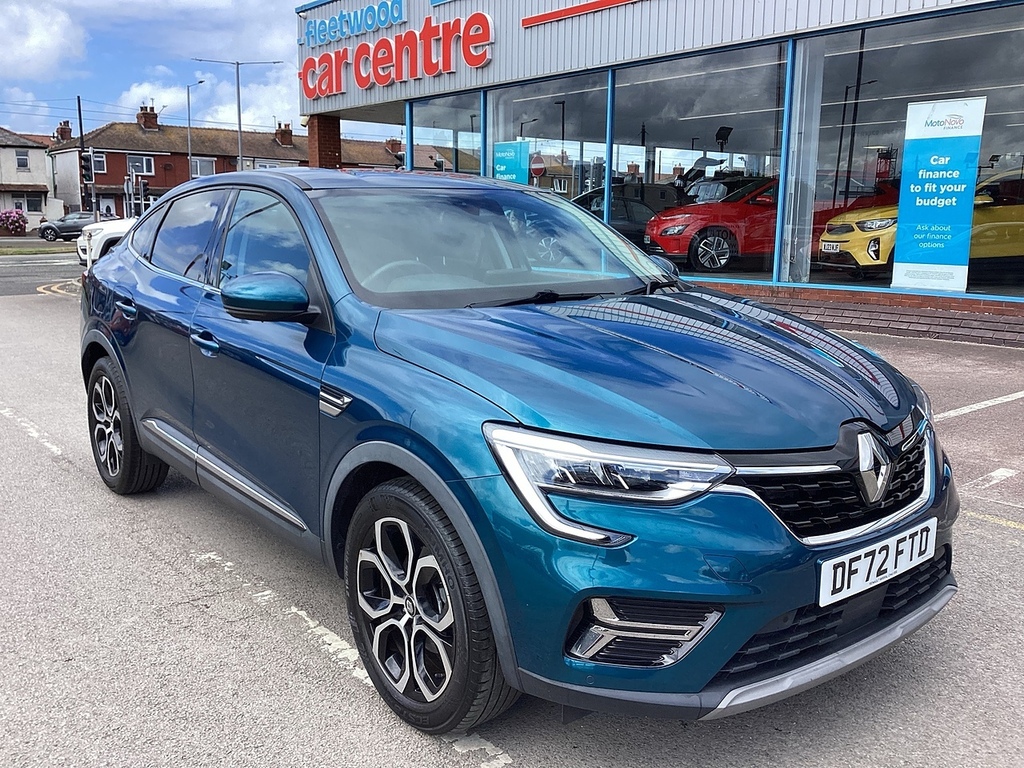 Renault Arkana E-tech Techno Blue