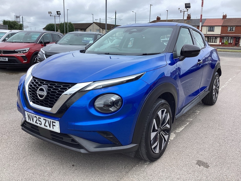 Nissan Juke Dig-t Acenta Premium NV25ZVF Blue #3
