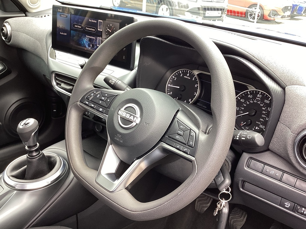 Nissan Juke Dig-t Acenta Premium NV25ZVF Blue #6
