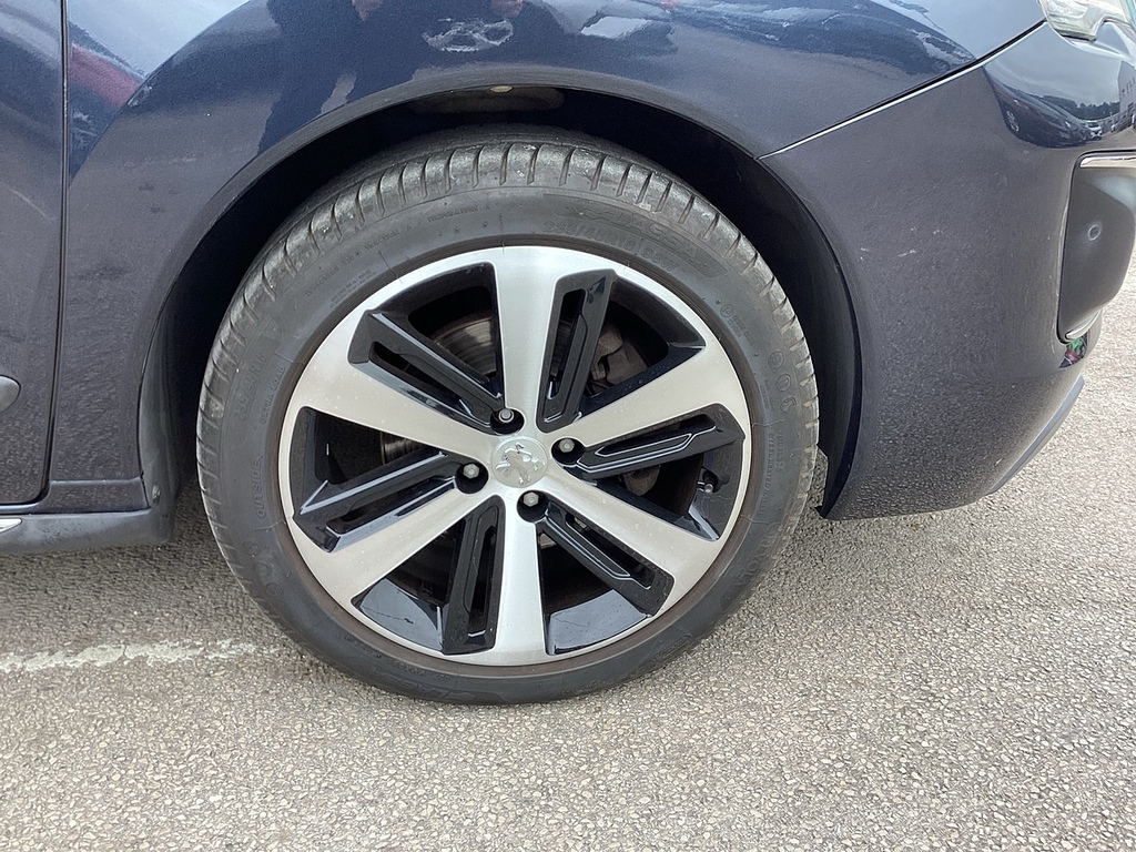 Peugeot 3008 1.6 Hdi Active Euro 5 Black #22