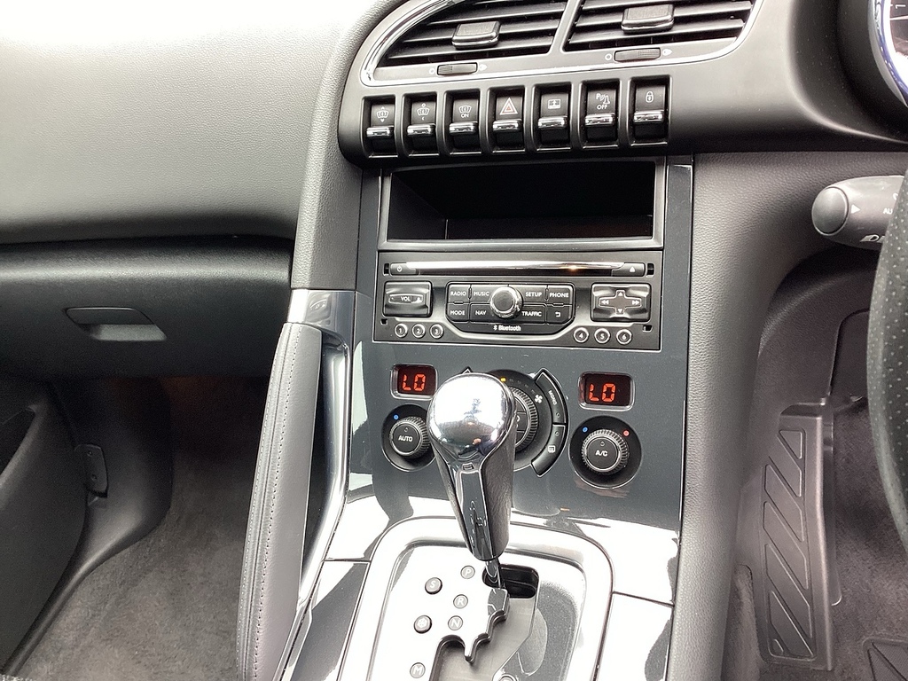 Peugeot 3008 1.6 Hdi Active Euro 5 Black #16