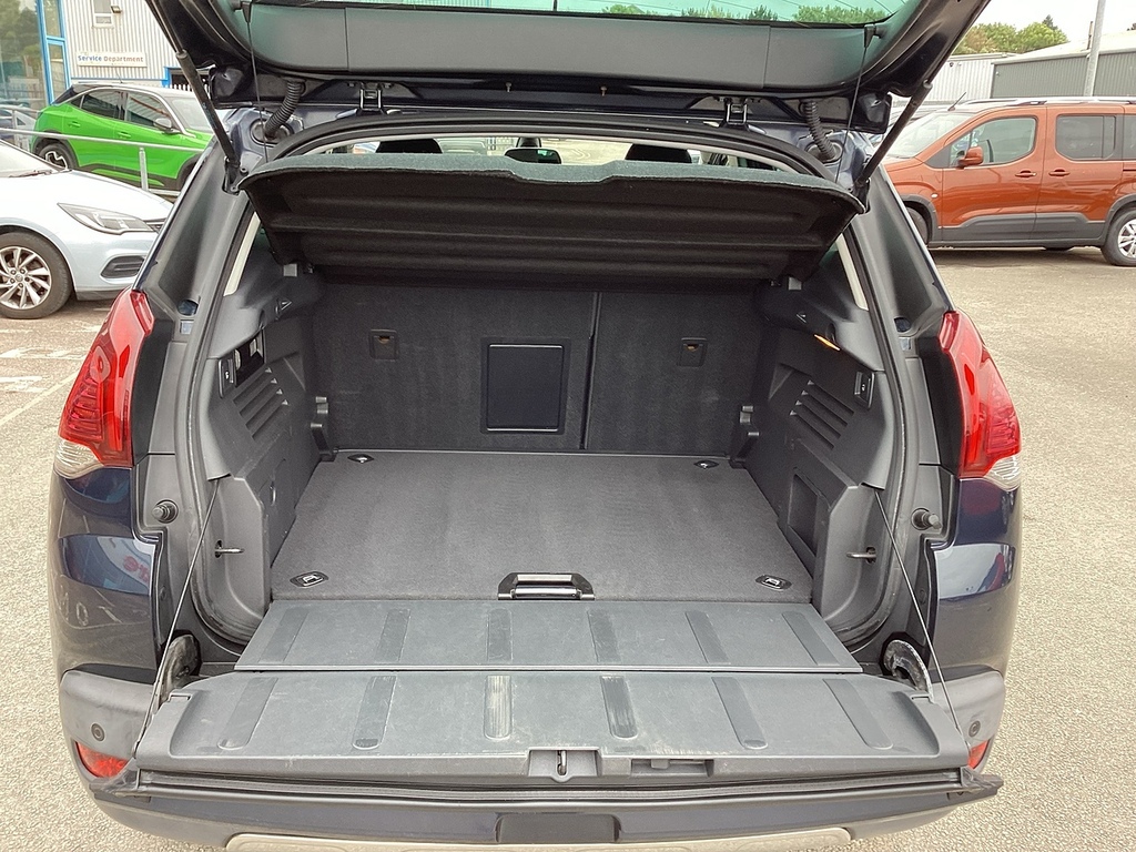 Peugeot 3008 1.6 Hdi Active Euro 5 Black #25