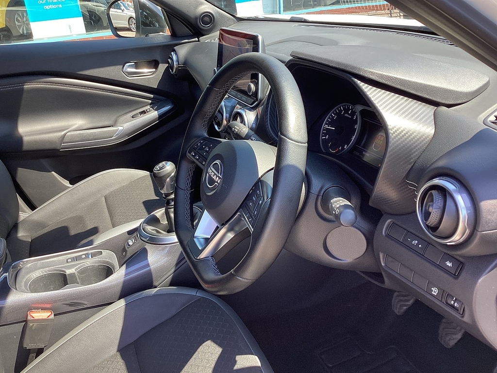 Nissan Juke Dig-t N-connecta NX72WRZ White #6