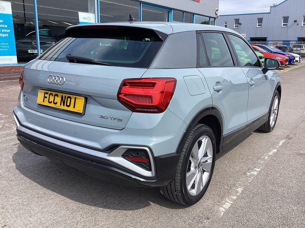 Audi Q2 Tfsi S Line Grey #5