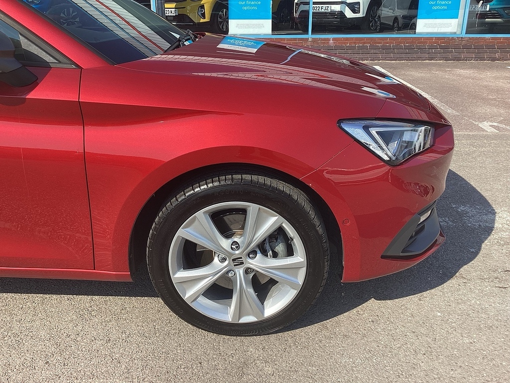 Seat Leon Ehybrid Fr Red #5