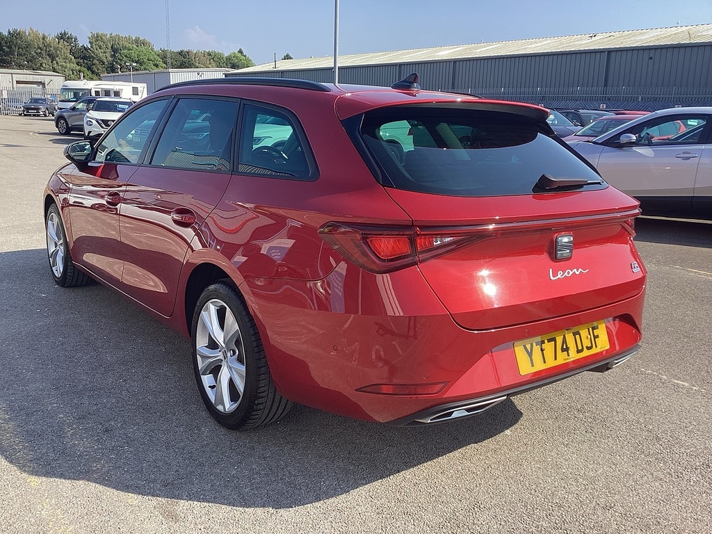 Seat Leon Ehybrid Fr Red #3