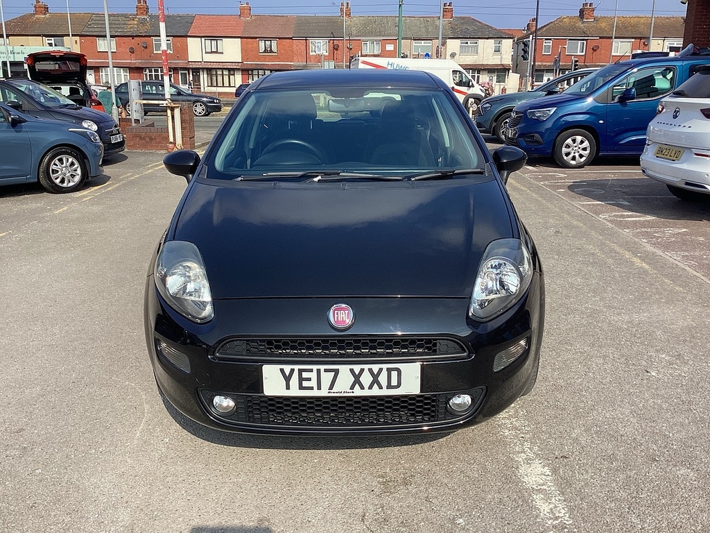 Fiat Punto Pop White #12