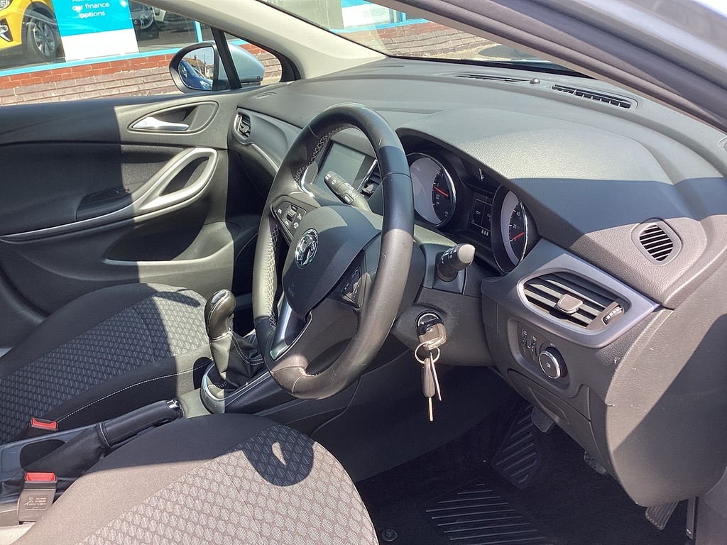 Vauxhall Astra Turbo Business Edition Nav Silver #6
